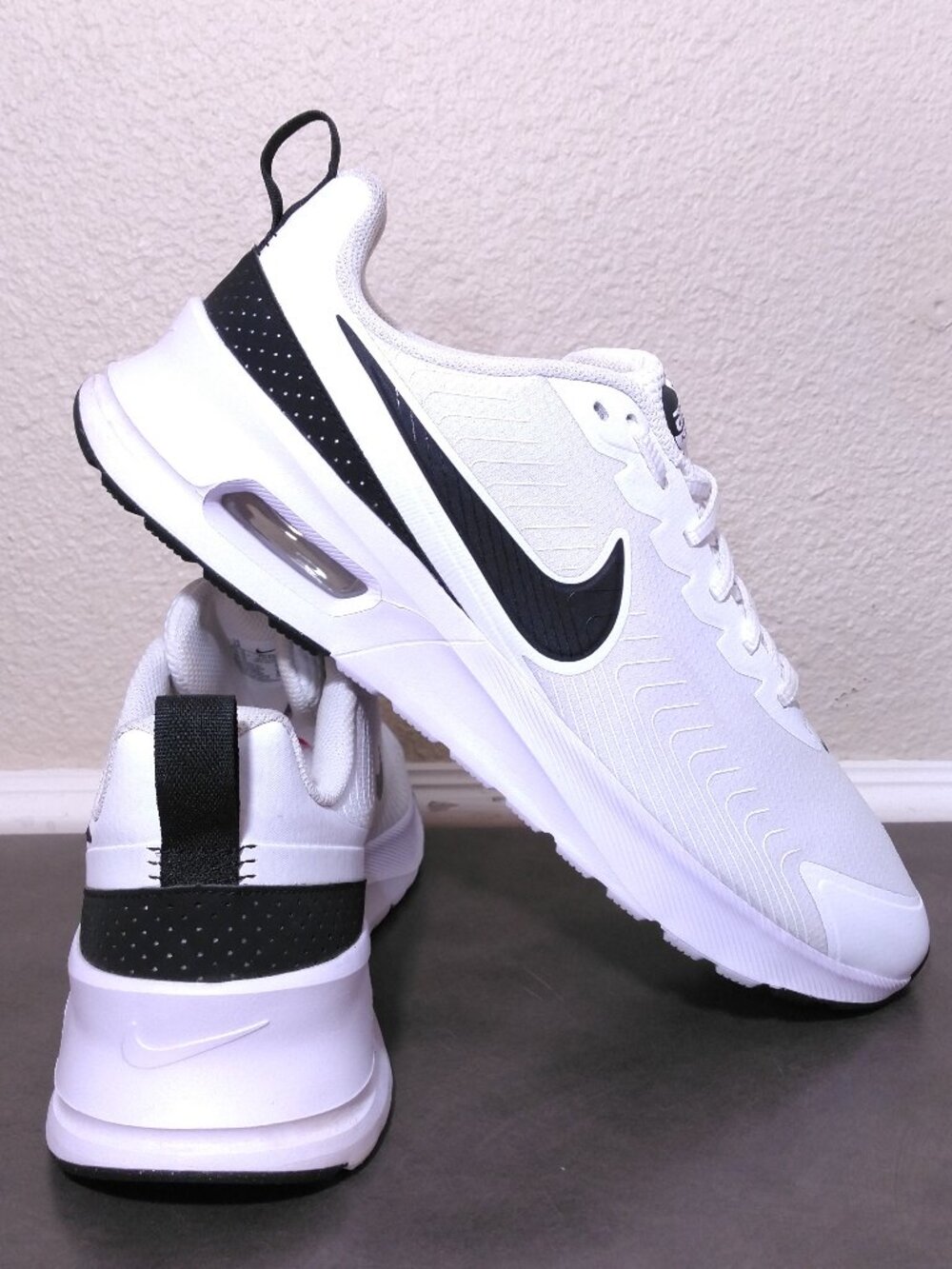 NIKE Air Max NUAXIS Shoes Mens SIZE 14 FD4329-101 WHITE BLACK Trainer EN Running